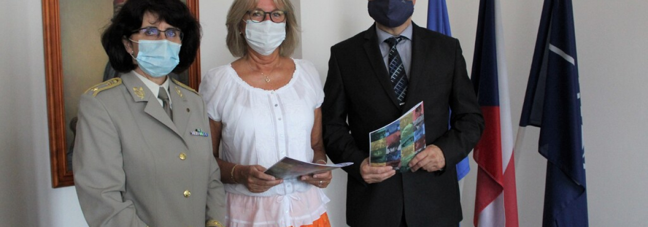 img_9865_upr.jpg