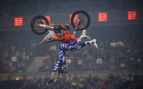 FMX Gladiator Games. Foto: Jan Altner, FMX Gladiator Games a plk. Magda Dvořáková.