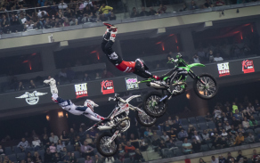 FMX Gladiator Games. Foto: Jan Altner, FMX Gladiator Games a plk. Magda Dvořáková.