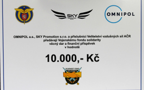 Symbolický šek finančního daru