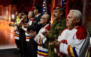 Slavnostní zahajovací ceremoniál, kterému přihlížel NGŠ armádní generál Aleš Opata.