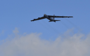 Přílet B-52 Stratofortress.
